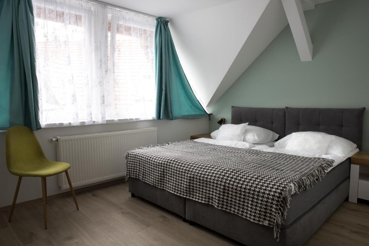 Apartamento Tó-Part Panzió Kőszeg Exterior foto